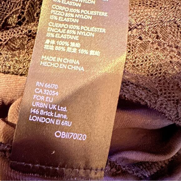 Anthropologie Yara Surplice Black Lace Wrap-Over Front Bodysuit Sz L NEW - Picture 9 of 14